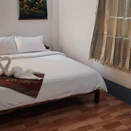 Thip Phavanh Guesthouse Muang Pakbèng Exterior foto
