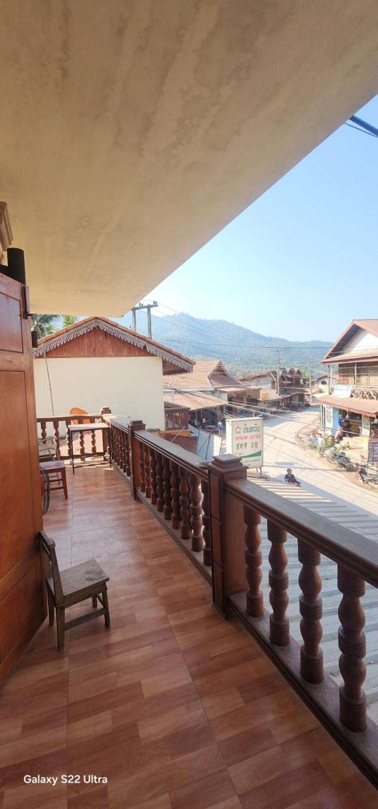Thip Phavanh Guesthouse Muang Pakbèng Exterior foto
