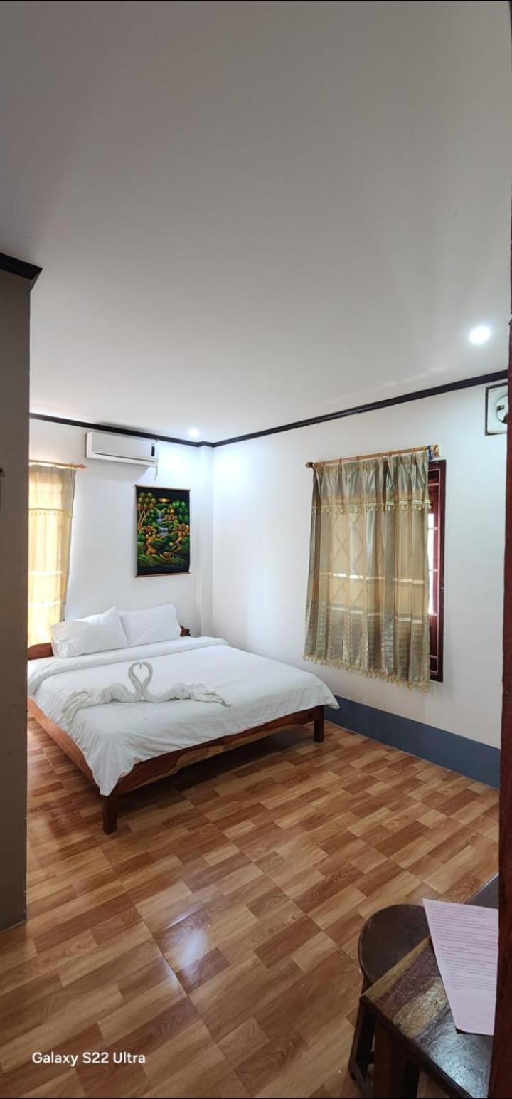 Thip Phavanh Guesthouse Muang Pakbèng Exterior foto